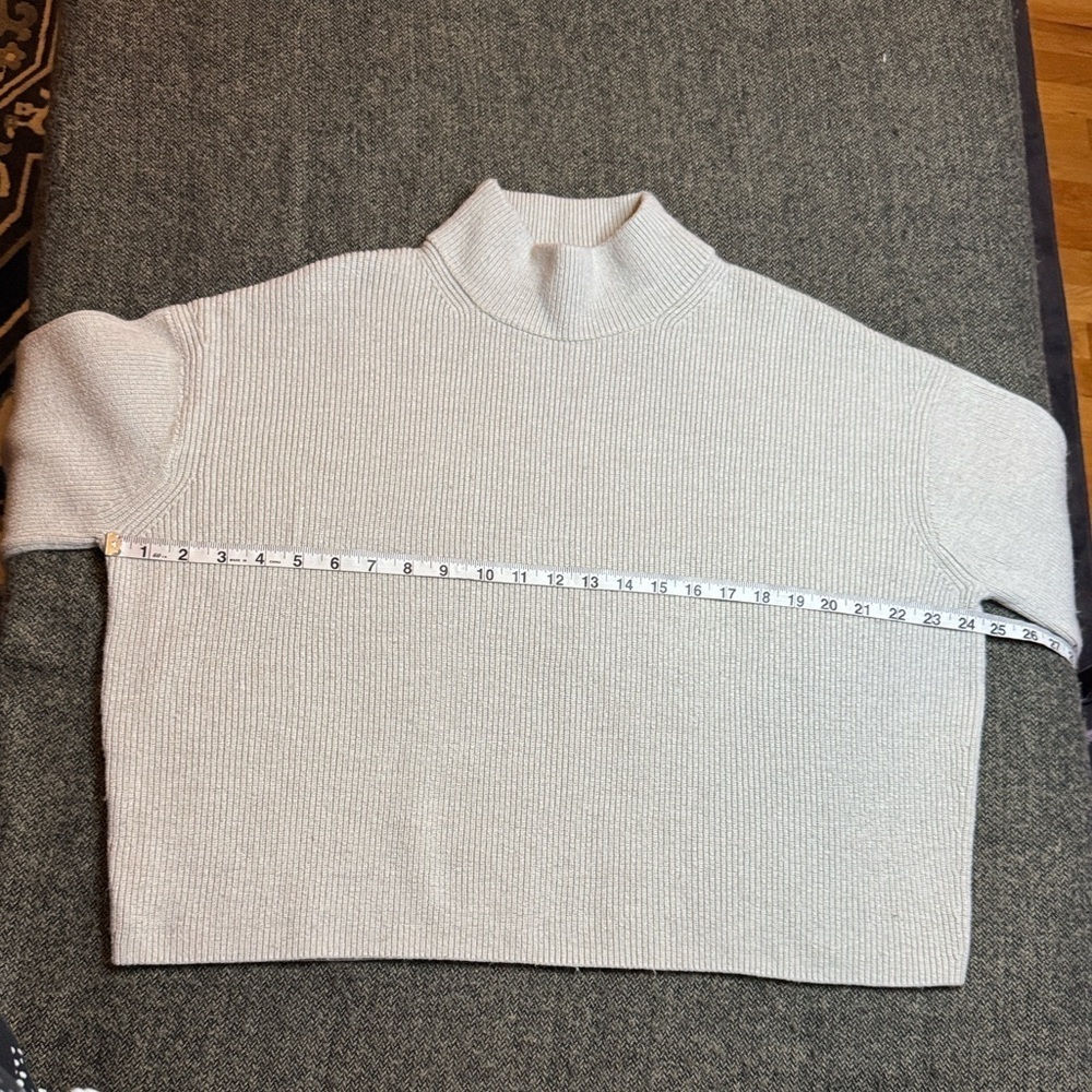 Lululemon Boxy Cotton-Blend Sweater Heathered Bone Cream sz est 8-10 - Picture 5 of 9